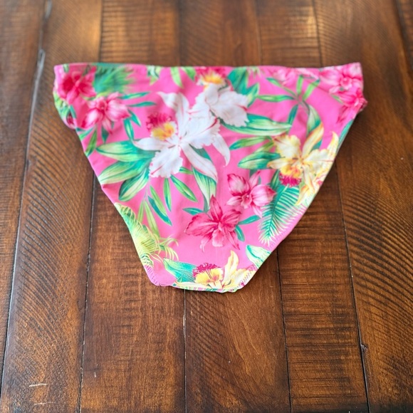 Tommy Bahamas Reversible Bikini, MRSP $80 - Picture 8 of 12